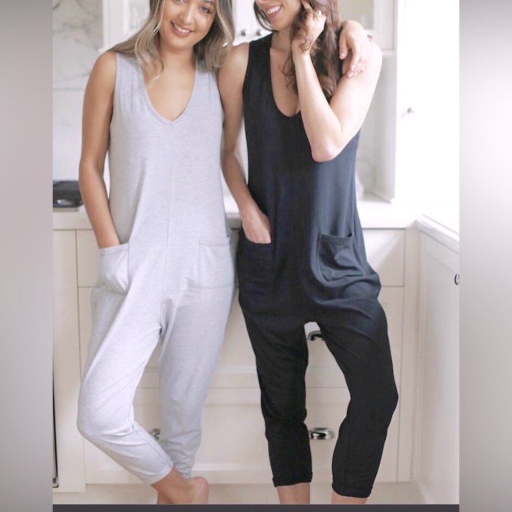 NWT Smash+Tess Black Saturday Romper, size 12-13 youth.
